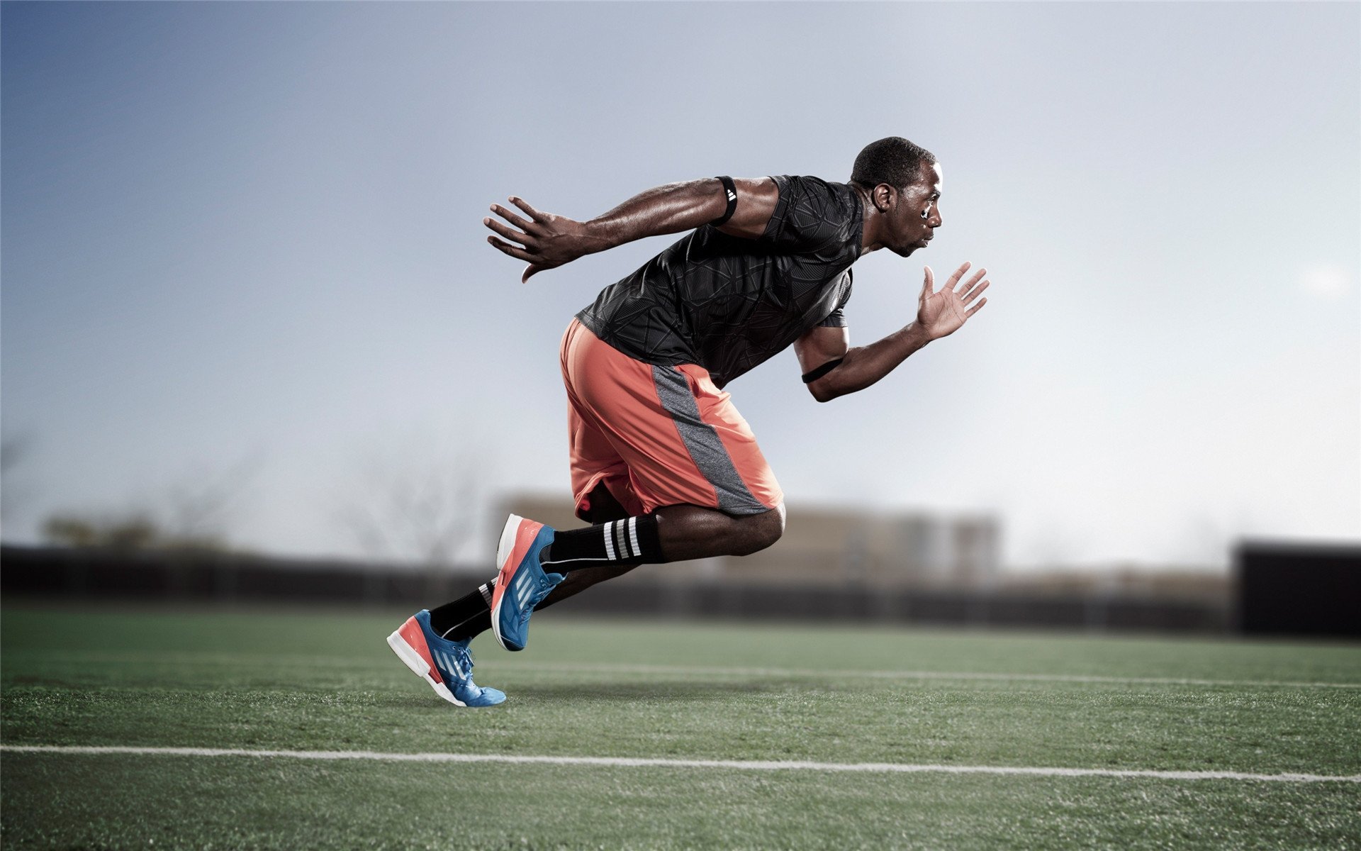 从格拉斯哥到瓜亚基尔,当基耶萨在美加墨世界杯接管比赛,苏格兰淘汰赛的幽灵与厄瓜多尔的叹息